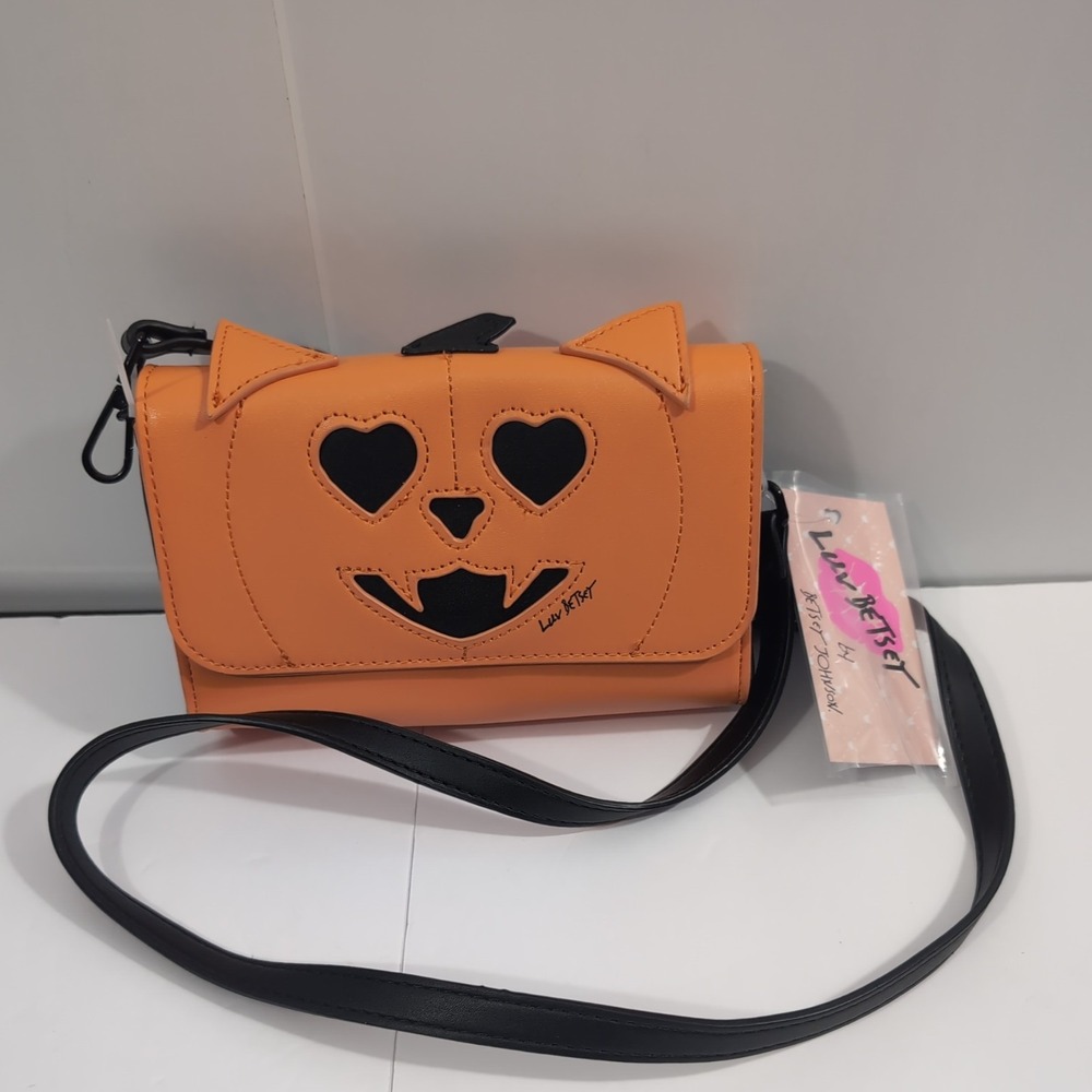 Luv Betsey LBSPOOKY Betsey Johnson Pumpkin Cat Crossbody Bag Orange Halloween